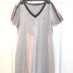 Tommy dress